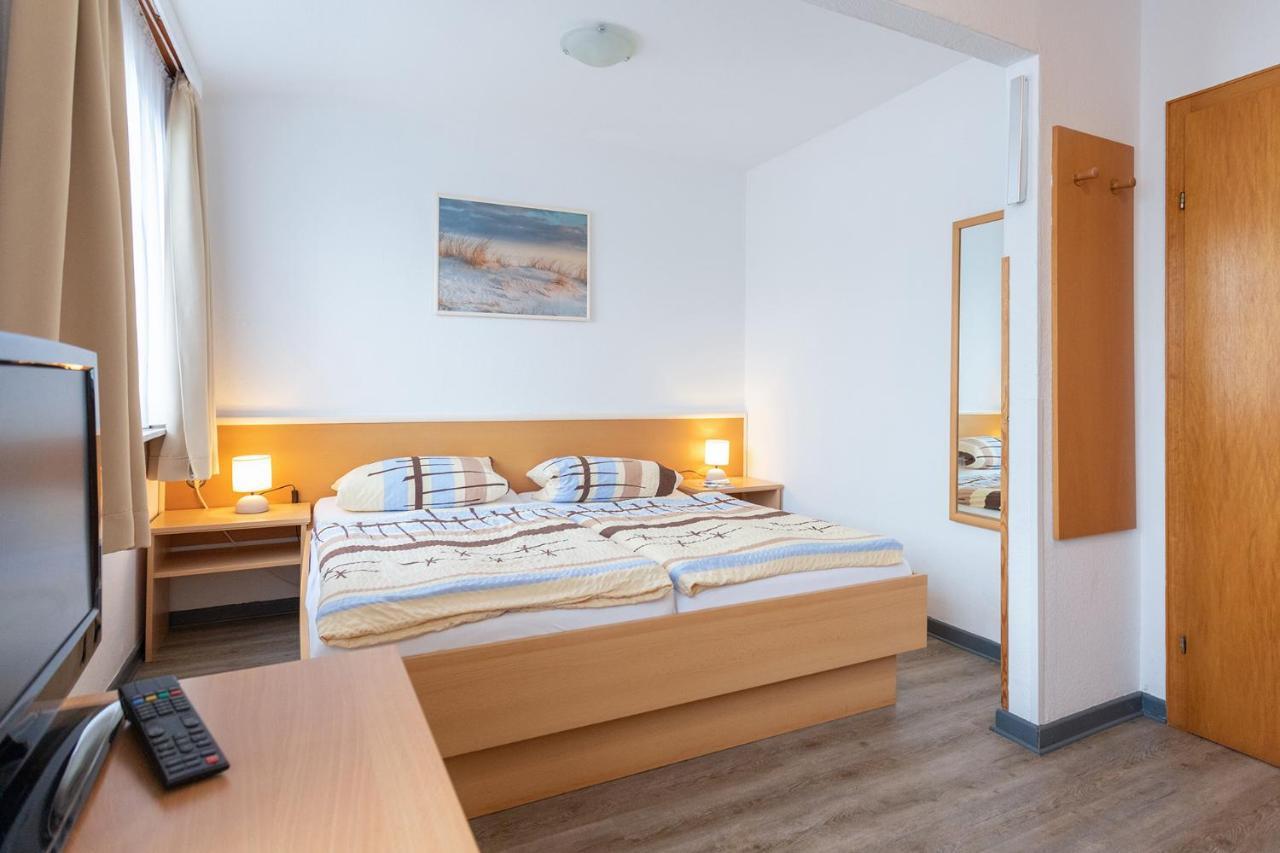 Pension Haus Weierts 노르데메이 외부 사진